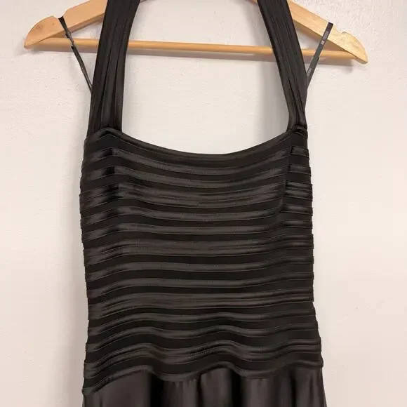 VTG Tadashi Shoji Black Halterneck Long Formal Gown SZ 2 Event Paneled Dress EUC - Picture 6 of 11